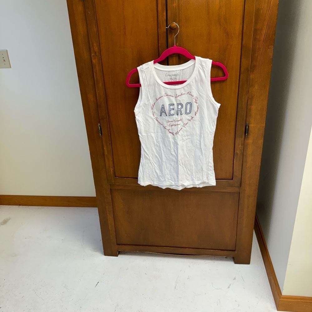 Aeropostle white graphic muscle T shirt med 16in pit scoop neck